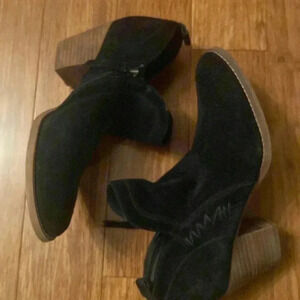 Sam Edelman black suede booties - size 9.5 - great condition- round toe